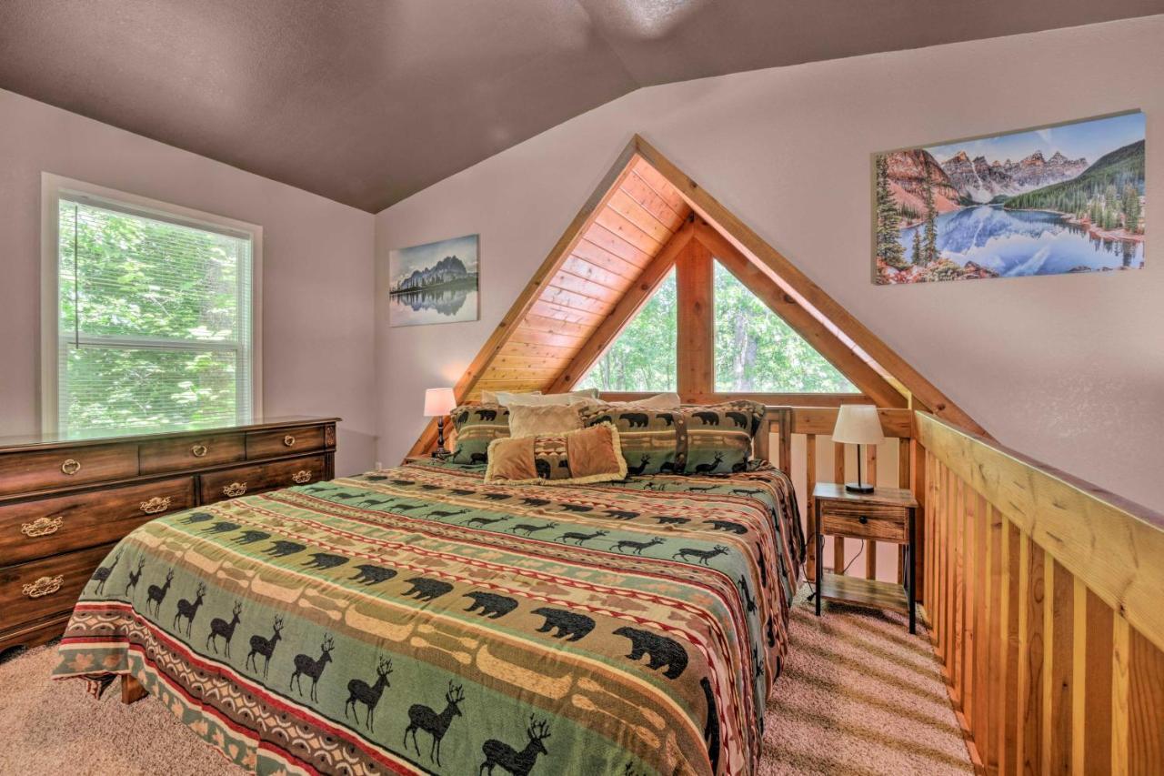 Cozy Whittier Cabin And Yard And Hot Tub, Pets Welcome Eksteriør billede