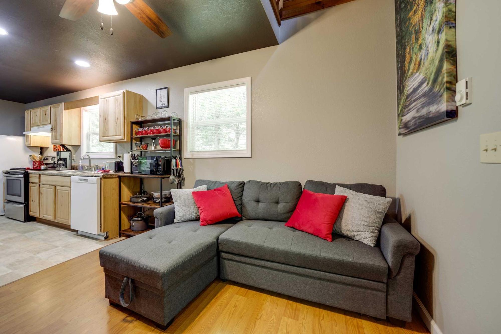 Cozy Whittier Cabin And Yard And Hot Tub, Pets Welcome Eksteriør billede