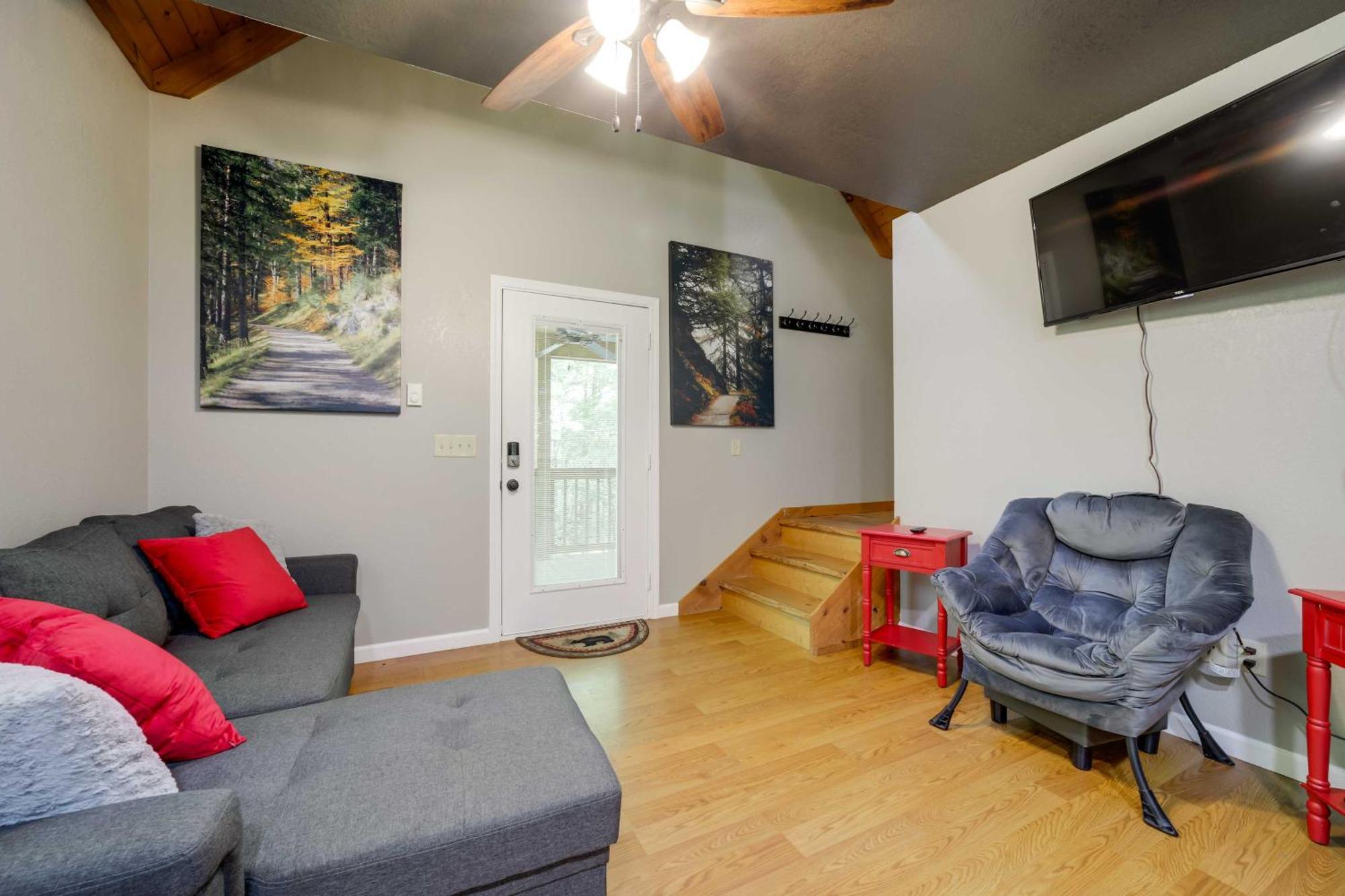 Cozy Whittier Cabin And Yard And Hot Tub, Pets Welcome Eksteriør billede