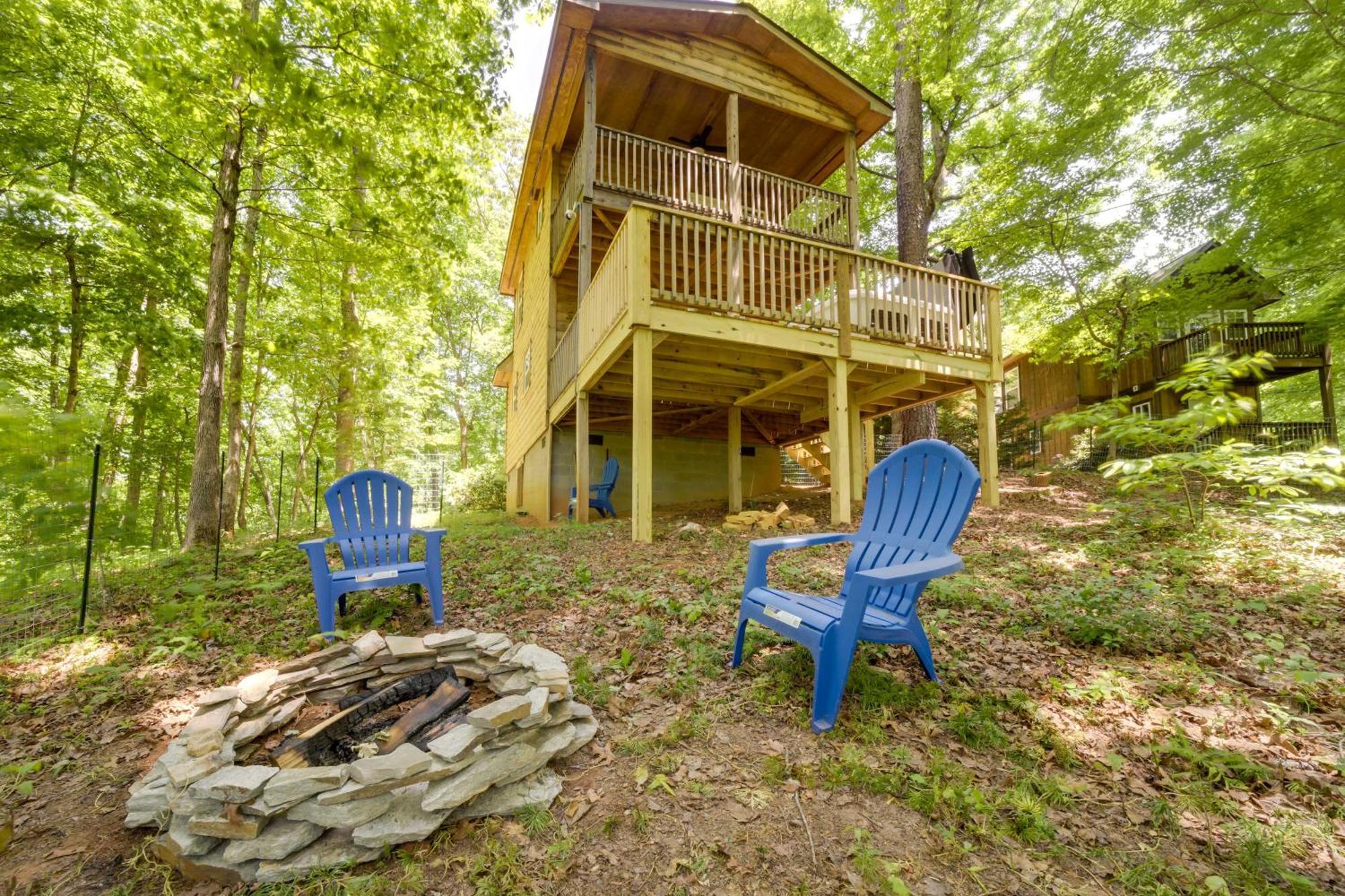 Cozy Whittier Cabin And Yard And Hot Tub, Pets Welcome Eksteriør billede